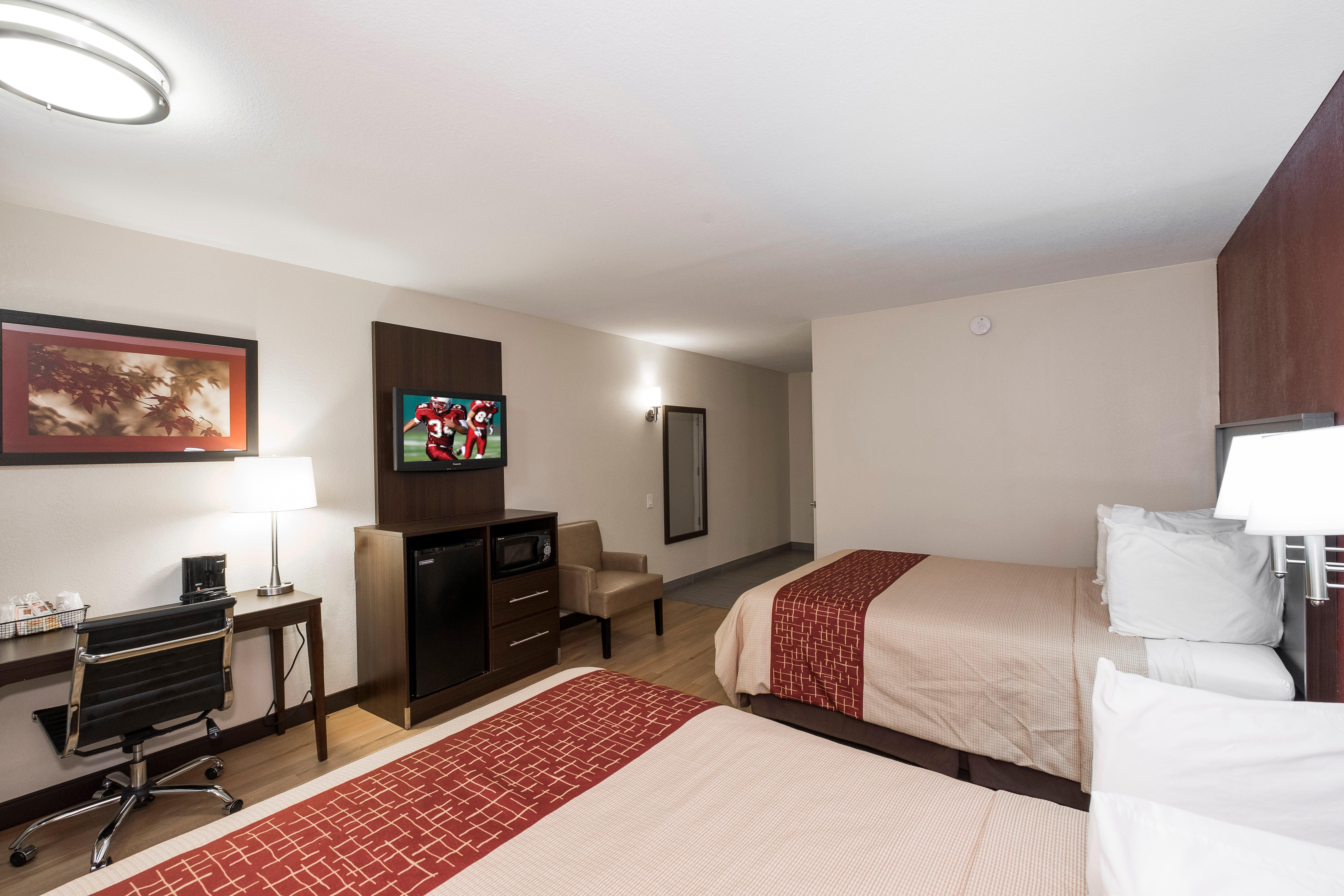 Red Roof Inn Plus+ Poughkeepsie Exterior photo